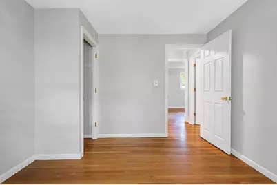 42 Iowa St, Worcester, MA 01602 - Photo 19