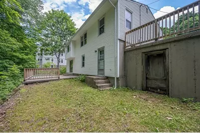42 Iowa St, Worcester, MA 01602 - Photo 31