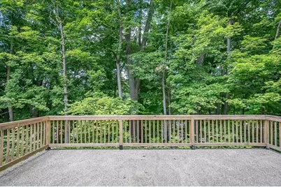 42 Iowa St, Worcester, MA 01602 - Photo 29
