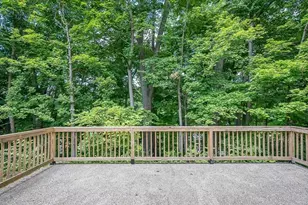 42 Iowa St, Worcester, MA 01602 - Photo 29