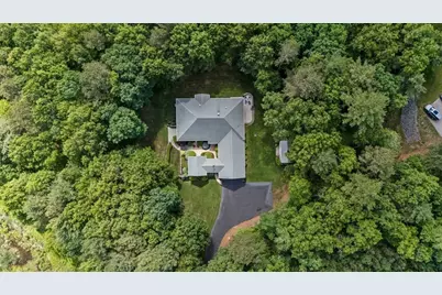 39 Highview Rd, Plymouth, MA 02360 - Photo 1