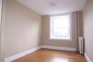 8 Garrison St, Boston, MA 02116 - Photo 3