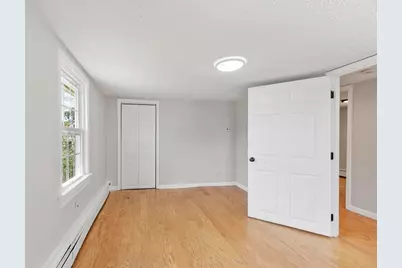 52 Auburn St, Lowell, MA 01852 - Photo 23