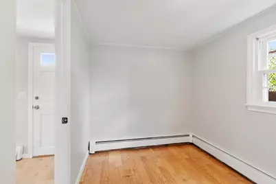 52 Auburn St, Lowell, MA 01852 - Photo 15