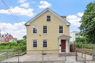52 Auburn St, Lowell, MA 01852 - Photo 3