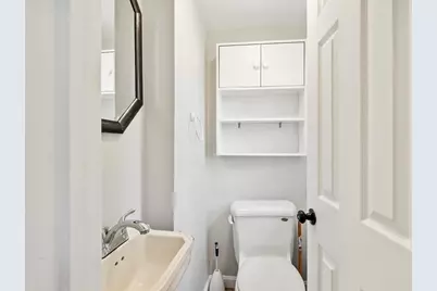 52 Auburn St, Lowell, MA 01852 - Photo 13