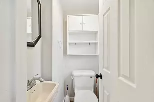 52 Auburn St, Lowell, MA 01852 - Photo 13