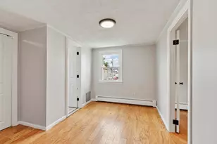 52 Auburn St, Lowell, MA 01852 - Photo 27