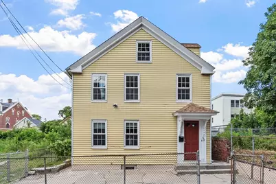 52 Auburn St, Lowell, MA 01852 - Photo 1