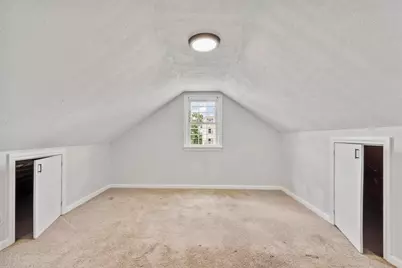 52 Auburn St, Lowell, MA 01852 - Photo 33