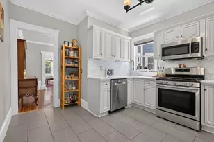 19 Rill St, Boston, MA 02125 - Photo 17