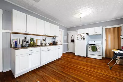 89-91 Hitchcock Street, Holyoke, MA 01040 - Photo 9