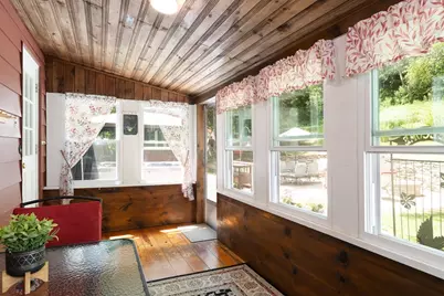 386 Pleasant St, Leicester, MA 01524 - Photo 37