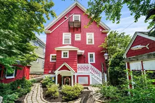 246 Burrill St, Swampscott, MA 01907 - Photo 31