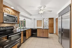 117 Highland Ave, Winchester, MA 01890 - Photo 9