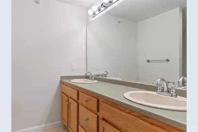 31 Bridle Cross Rd #31, Fitchburg, MA 01420 - Photo 17