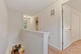 31 Bridle Cross Rd, Fitchburg, MA 01420 - Photo 11