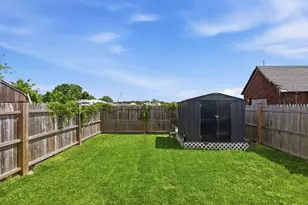 20 Milton St, Saugus, MA 01906 - Photo 33