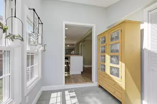 20 Milton St, Saugus, MA 01906 - Photo 15
