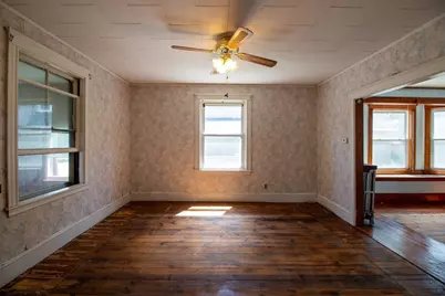 249 Groveland St, Haverhill, MA 01830 - Photo 9