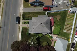 249 Groveland St, Haverhill, MA 01830 - Photo 35