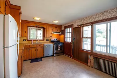 249 Groveland St, Haverhill, MA 01830 - Photo 17