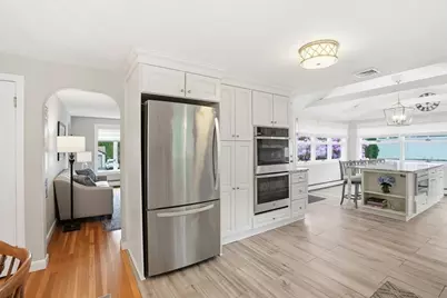 8 Lewis Park Dr S, Walpole, MA 02032 - Photo 11
