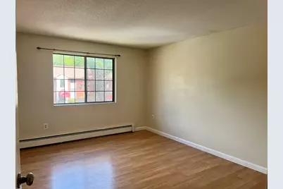 1600 Skyline Dr #6, Lowell, MA 01854 - Photo 17