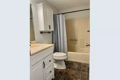 1600 Skyline Dr #6, Lowell, MA 01854 - Photo 13