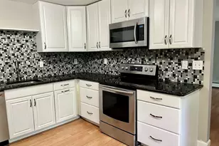 1600 Skyline Dr, Lowell, MA 01854 - Photo 7