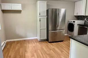 1600 Skyline Dr, Lowell, MA 01854 - Photo 11