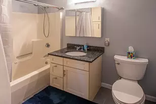 351 Pleasant St, Northampton, MA 01060 - Photo 11