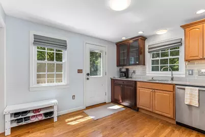 7 Hill Street, Norton, MA 02766 - Photo 5