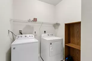 230 Martins Lndg, North Reading, MA 01864 - Photo 15