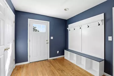 165 Lake Shore Dr, Weymouth, MA 02189 - Photo 3