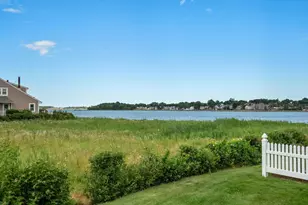 16 Schooner Ln, Quincy, MA 02171 - Photo 29