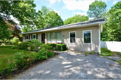 1617 Providence Rd, Northbridge, MA 01534 - Photo 5
