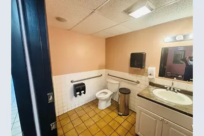 316 Main St, Stoneham, MA 02180 - Photo 9