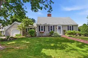 4 Everett Dr, Newburyport, MA 01950 - Photo 1