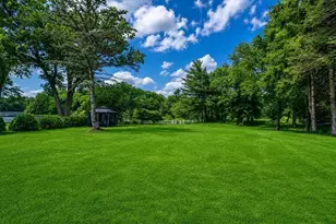 11 Sunset Dr, Easton, MA 02334 - Photo 3