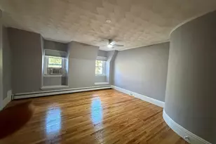 318 Tappan St, Brookline, MA 02445 - Photo 7