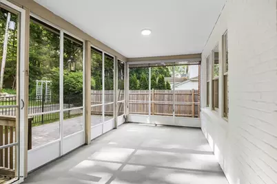 112 Newton Ave N, Worcester, MA 01609 - Photo 31