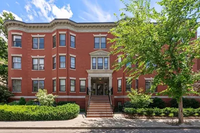 16 Garrison Rd #8, Brookline, MA 02445 - Photo 19