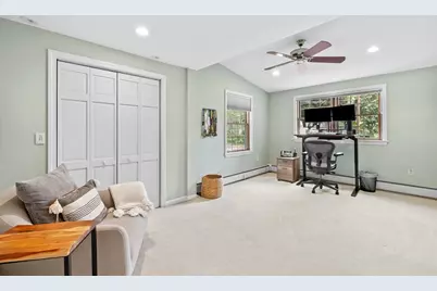 299 Pearl St, Reading, MA 01867 - Photo 9