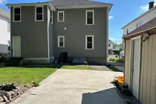 38 Bonner St, Chicopee, MA 01013 - Photo 3