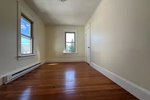 38 Bonner St, Chicopee, MA 01013 - Photo 15