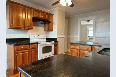 38 Bonner Street, Chicopee, MA 01013 - Photo 9