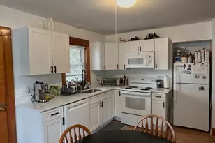 27 Mt Vernon St, Reading, MA 01867 - Photo 1