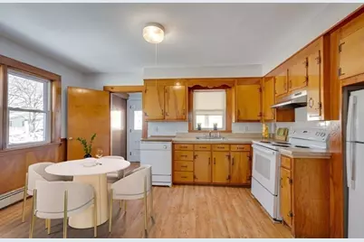 27 Mount Vernon St #2, Reading, MA 01867 - Photo 7