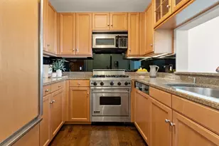 2 Avery St, Boston, MA 02111 - Photo 9